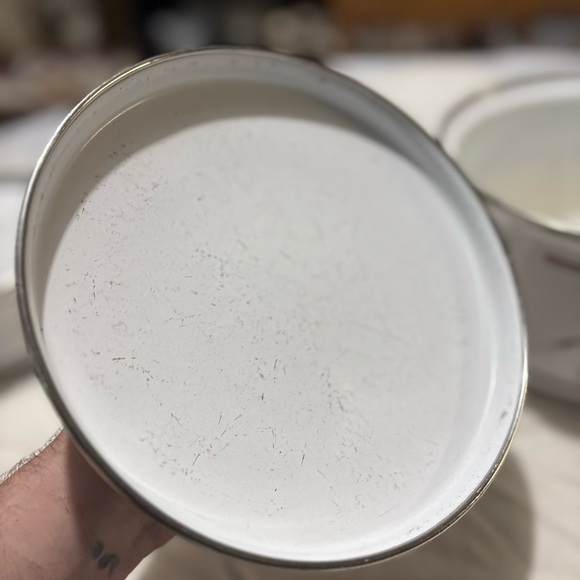 Vintage set of 4 White Floral Saucepans, Pans and Pots with Brown Handle - Picture 7 of 16